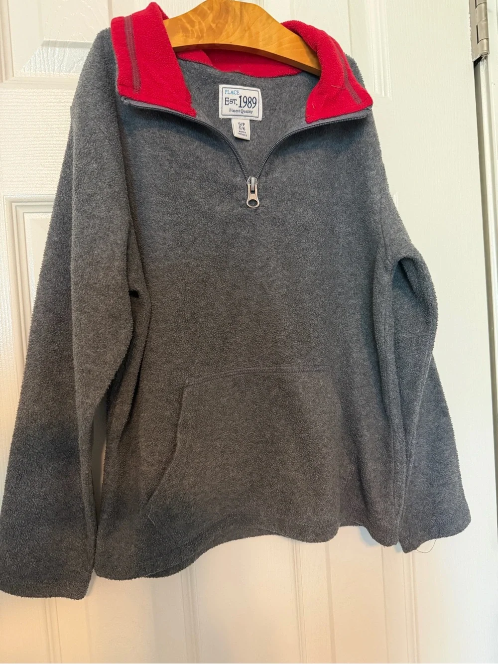 Fleece The Children’s Place Boys Gray Fleece 1/4 Zip Pullover Red Trim Size 5/6